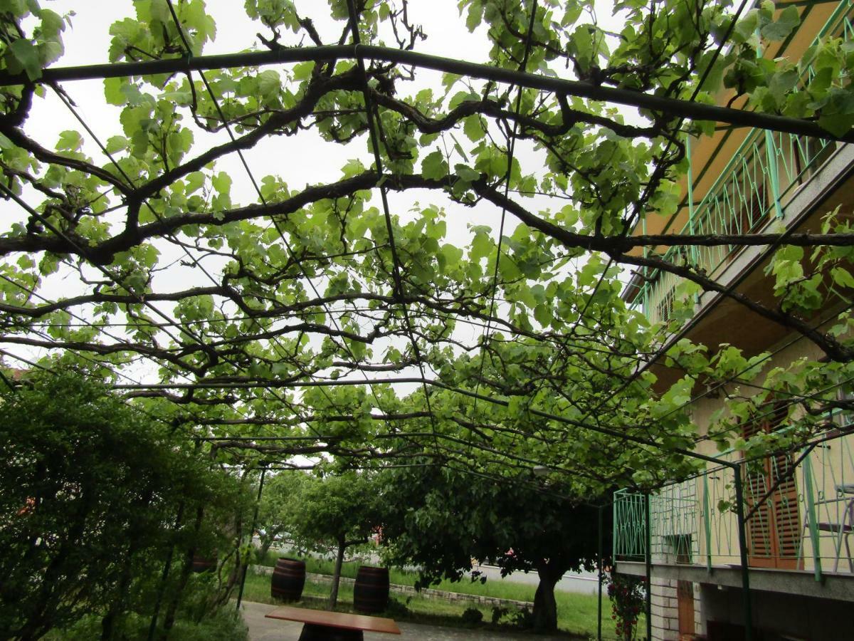 Green garden apartments Rovinj Buitenkant foto